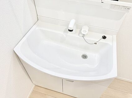 ハンドシャワー付洗面台