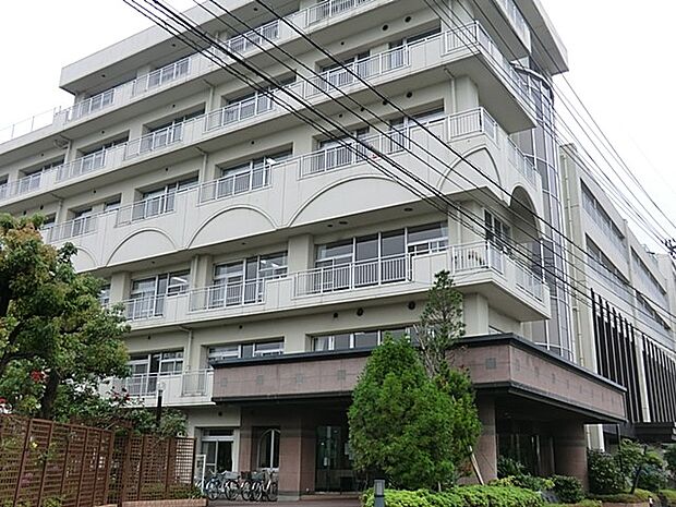 小松会病院（約750m・徒歩10分）