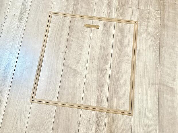 【床下収納】■隠れた収納スペースで家全体がスッキリ