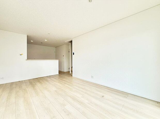 【ダイニング】■何気ない毎日を特別にする、癒しの空間