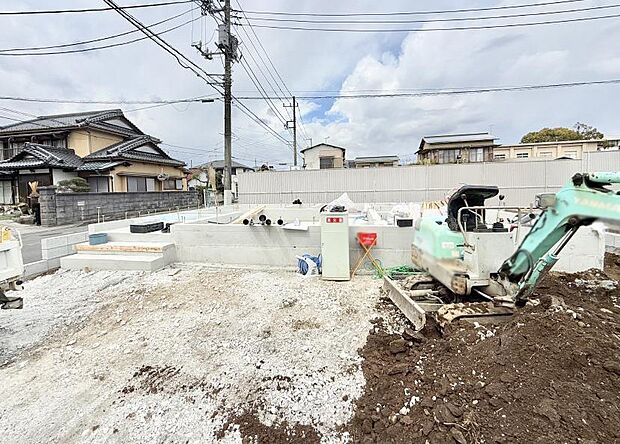 【現地外観写真】■家族みんなが笑顔で過ごせる、安心感のある住まい