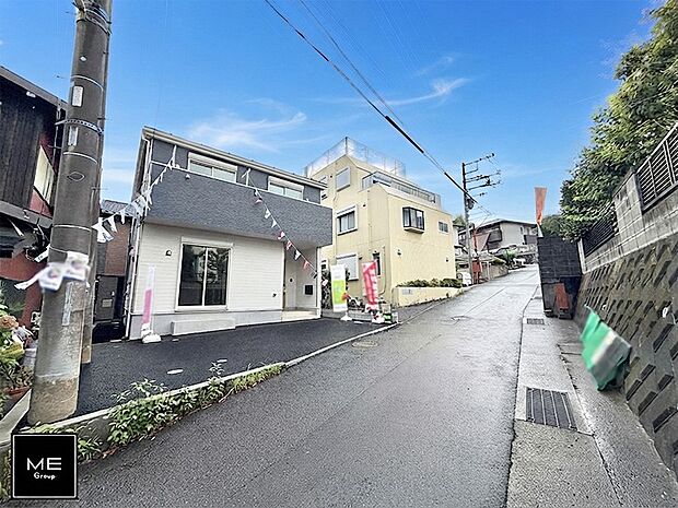 【前面道路含む現地写真】■新しい時代の息吹を感じる、心地よい環境