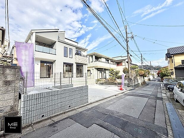 【前面道路含む現地写真】■家族とのお出かけが楽しくなる環境です