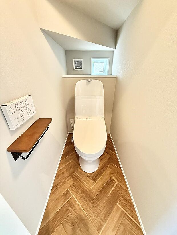 【トイレ】■毎日使う場所だからこそ、清潔感溢れる空間