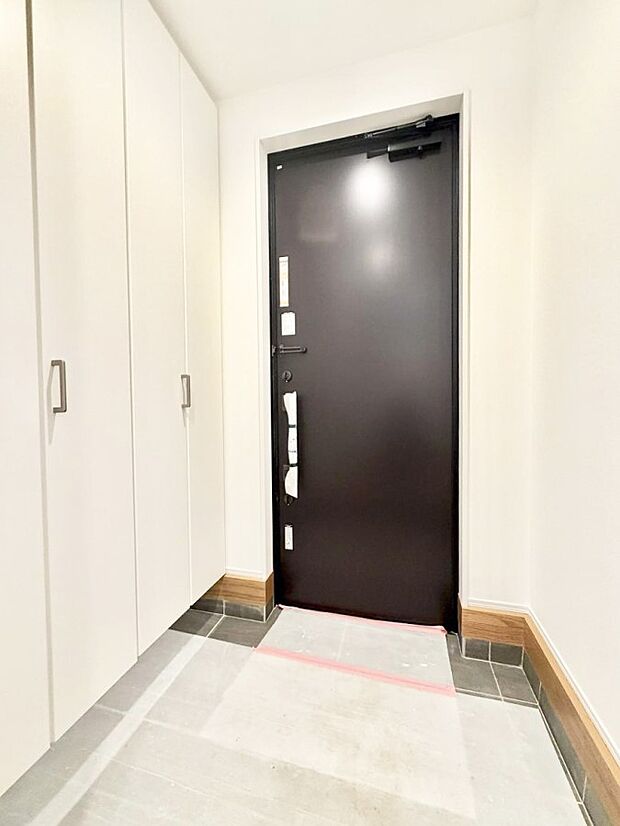 【玄関】■玄関はお家の顔!おしゃれな玄関でお客様をお迎え!