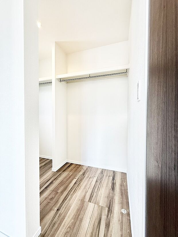 【その他内観】■プラスαの収納スペース