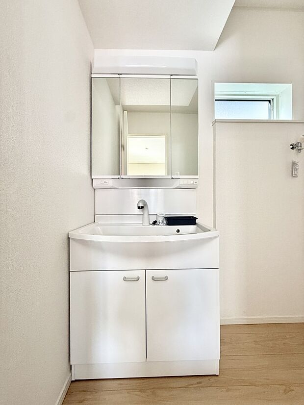 【洗面台・洗面所】■清潔感があり、気持ちよく使えます