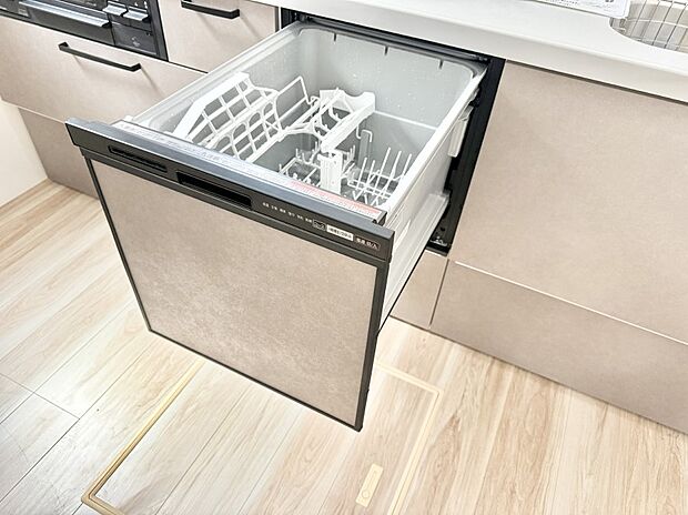 【食洗機】■手間なく洗浄!食器をピカピカに仕上げてくれます