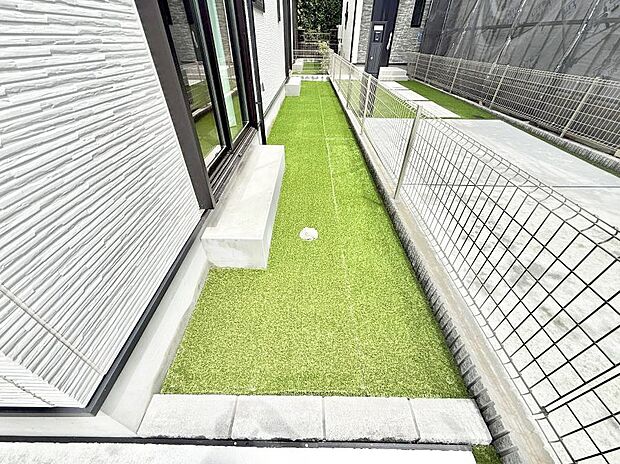 【現地外観写真】C号棟  ■家族みんなが笑顔で過ごせる、安心感のある住まい