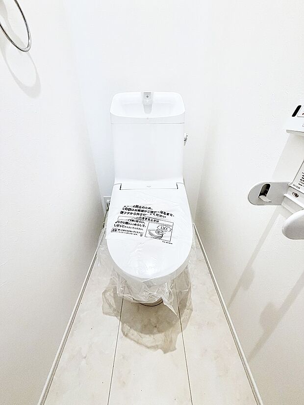 【トイレ】■毎日使う場所だからこそ、清潔感溢れる空間