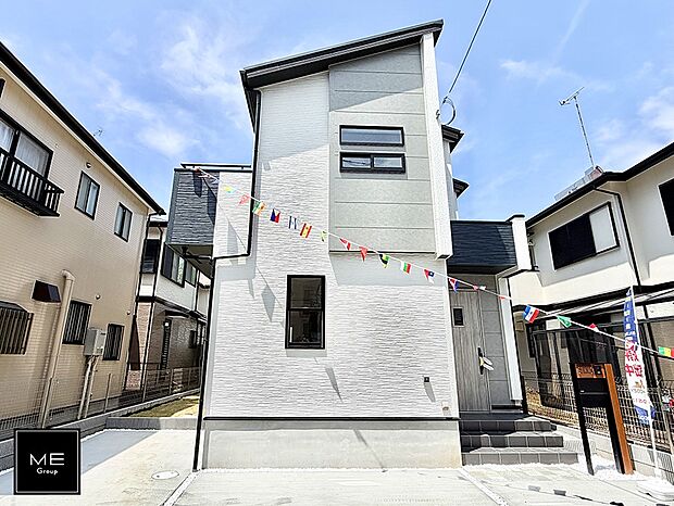 【現地外観写真】■暮らしを豊かにする充実した仕様設備で快適に