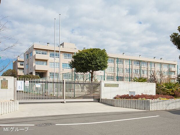 厚木市立睦合中学校（約300m・徒歩4分）