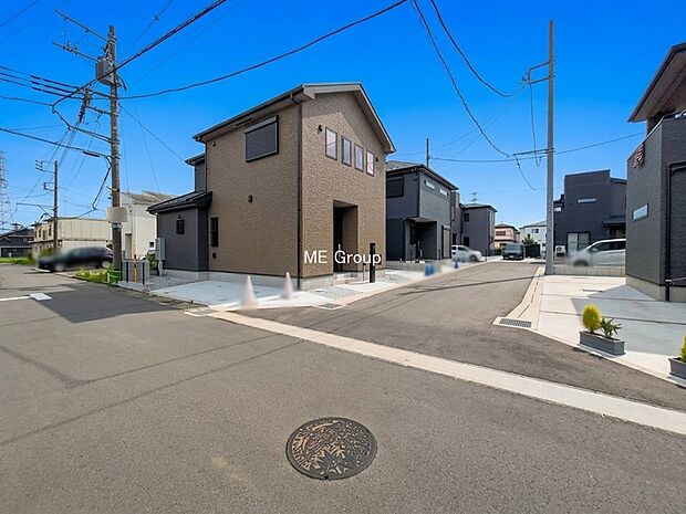 【前面道路含む現地写真】■新しい住まい、街の新しい風景