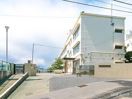 横浜市立今宿小学校 300m(4分)