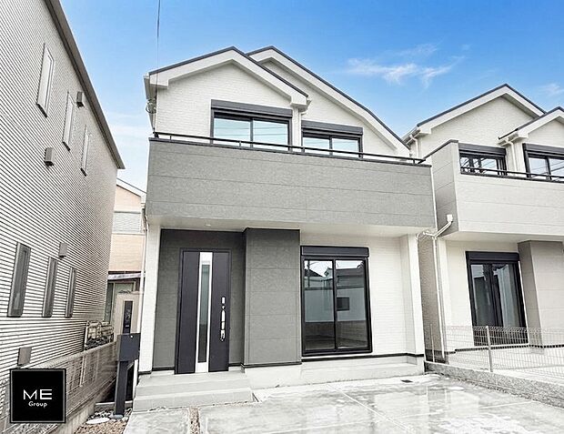 【現地外観写真】A号棟 ■家族みんなが笑顔で過ごせる、安心感のある住まい