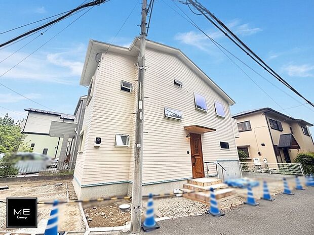 【現地外観写真】1号棟 ■暮らしを豊かにする充実した仕様設備で快適に