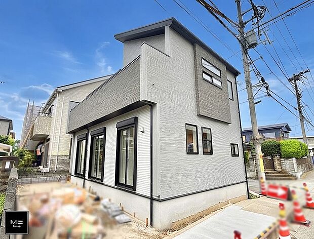 【現地外観写真】1号棟  ■暮らしを豊かにする充実した仕様設備で快適に
