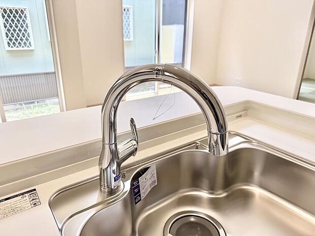 【浄水器】■不純物をしっかり除去して安心して飲めます