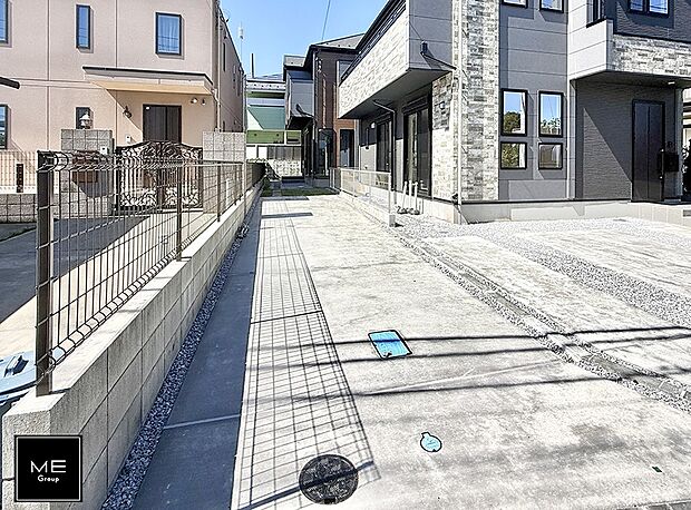 【現地外観写真】2号棟 ■暮らしを彩る充実した設備仕様が備わった住まい