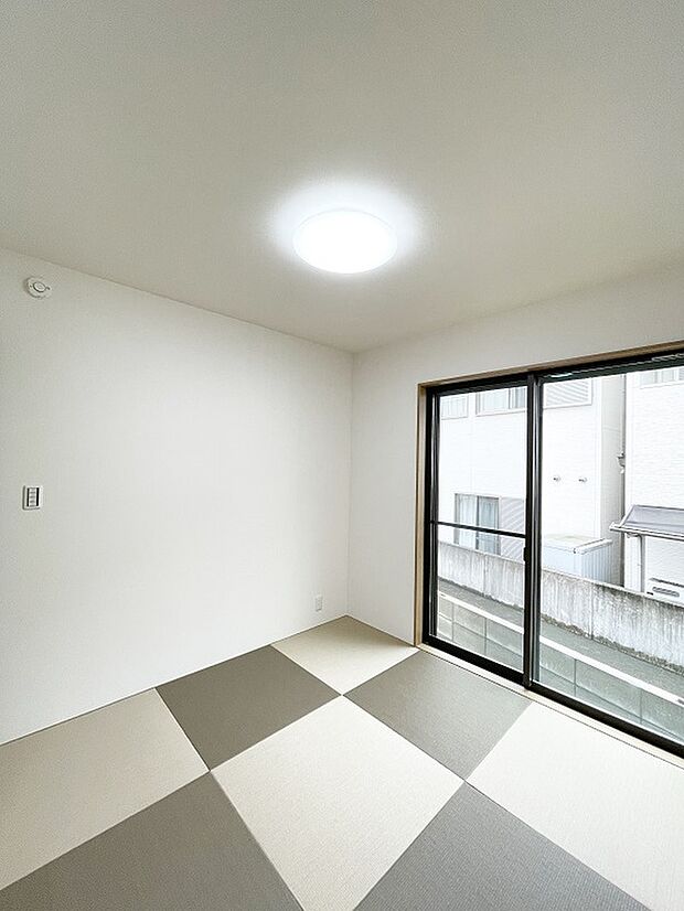 【些細なことでもご相談ください!】
地元に詳しいスタッフにもご相談可能!
短時間のご見学&ご相談も受付中!