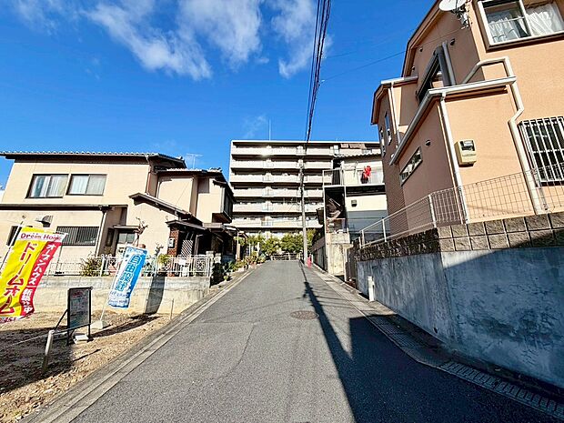 【ローンのご相談も大歓迎です!現地や周辺施設のこと、何でもお気軽にご相談ください!お家・お土地探しに不安な方はいません!】(R7.12撮影)