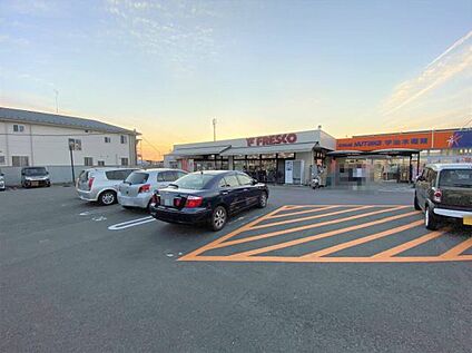 フレスコ木幡店 620ｍ(徒歩8分)