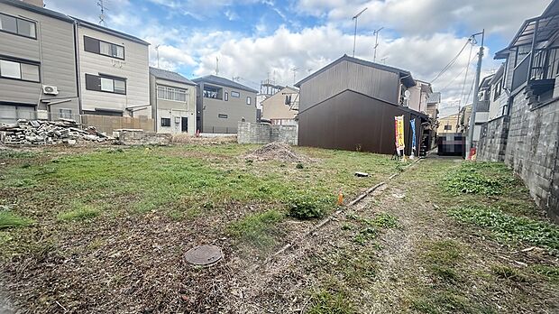 【【現地写真】】■現地はもちろん、スーパー・コンビニ・ドラッグストア・小学校・中学校などの位置確認も一緒にご案内させていただきますので、お気軽にお問い合わせくださいませ。現地(2025年12月)撮影