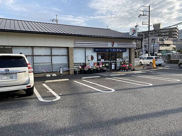 セブンイレブン　伏見石田大山店
