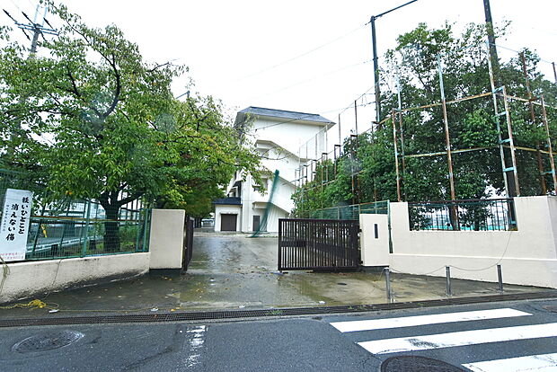 神川中学校　