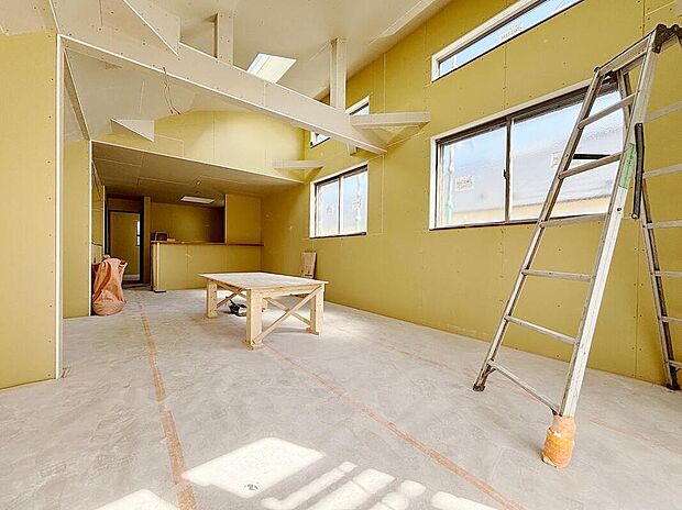 【建設中現地写真】【1号棟／LDK】 約25.7帖　
2月28日撮影