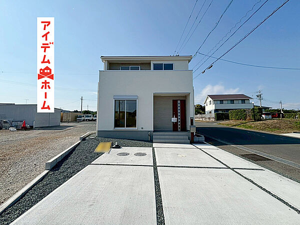　　　　　１号棟　外観写真
　　　当日の案内も可能です♪
　お気軽にお問い合わせください！
