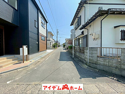 トル	 前面道路写真