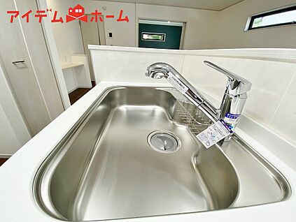 １号棟　浄水器内蔵型水栓