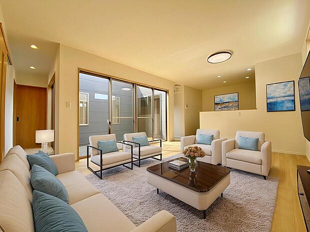 【リビング】大きく開いた窓からは、明るい陽射しが射し込みます。
爽やかな風が吹き抜ける心地良いリビングには、
自然と家族が集まります。