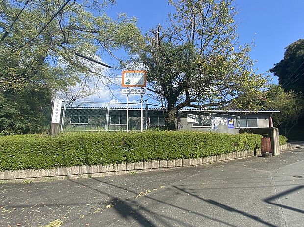 浜松市立光が丘中学校(約1,700m)