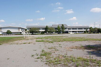 宝泉南小学校 約1800ｍ(徒歩23分)