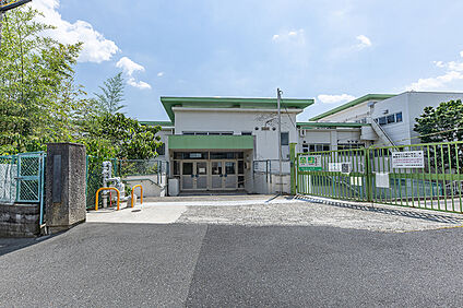 桜が丘小学校 約850ｍ(徒歩11分)