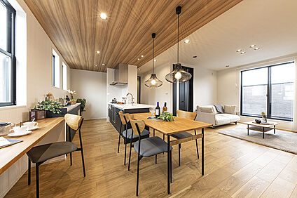 【他の分譲地で公開中のモデルハウス／LD】