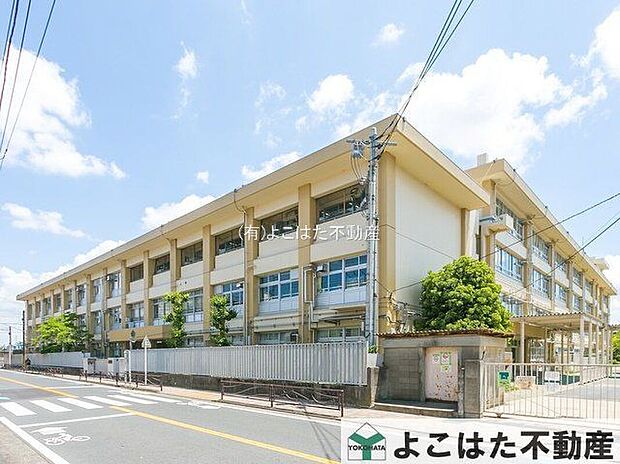 川崎市立稲田中学校（約1,140m）