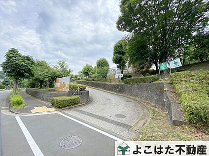 多摩市立聖ヶ丘中学校 1250m