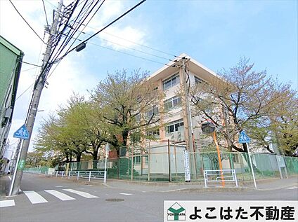 川崎市立菅中学校 820m