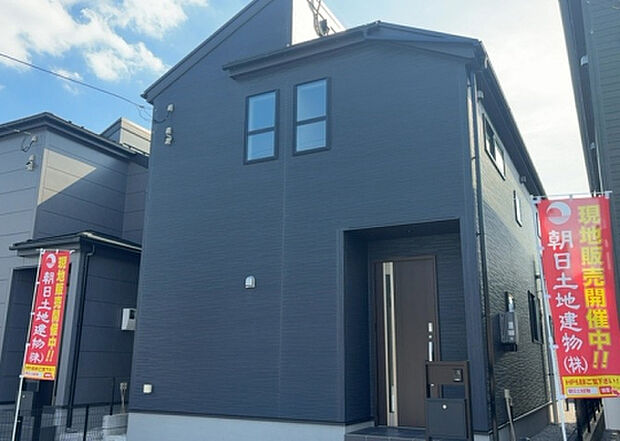 ついに完成致しました!現地をご見学に行く際は、道路の幅や周辺の交通量、施設などをご確認頂くことをおすすめします!物件の流れが早いため、内見をしたい方はお早めに当社営業までお問い合わせ頂きご予約下さい!