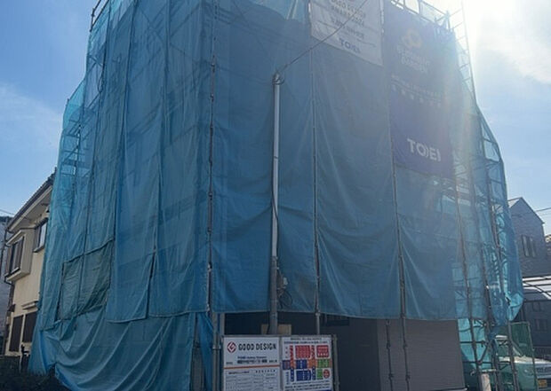 現地をご見学に行く際は、道路の幅や周辺の交通量、施設などをご確認頂くことをおすすめします！ある程度イメージをつけたいという場合は、同売主の施工事例や完成パースもお見せします。