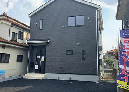 前面道路含む現地写真_2