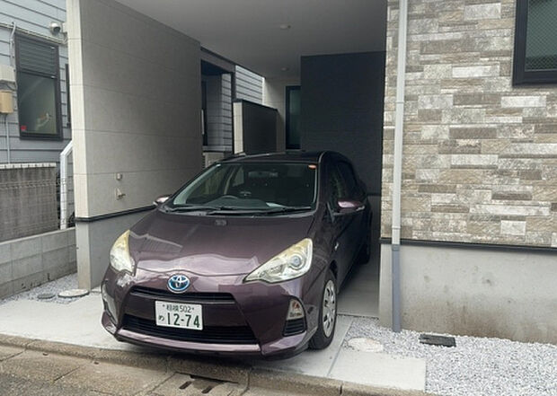 【駐車場】駐車場と明記されていても、最小スペースでつくられた駐車場だと大型車は駐車できなかったり、出入りしにくくなったりする可能性があります。お車のサイズと購入したい物件の駐車場のサイズを現地で確認しましょう。