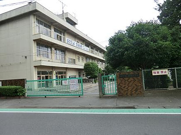 上溝小学校(約756m)