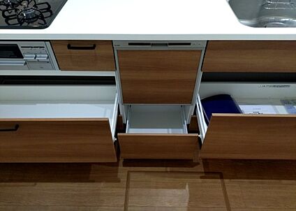 キッチン床下収納