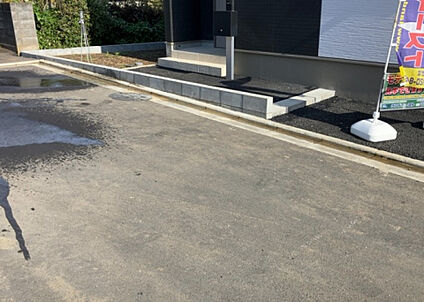 前面道路含む現地写真_2