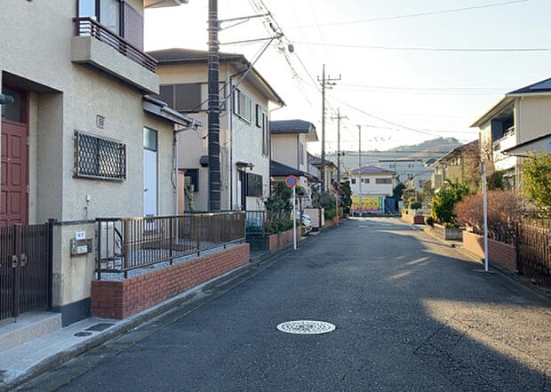 【物件からの展望_3】田園風景が味わえる土地に住みたい！海や山の見える自然豊かな土地に住みたい！などご要望に併せて当社営業がご提案させて頂きます。当社が抱えている数ある物件の中からお客様が納得する1件を一緒に探しましょう！