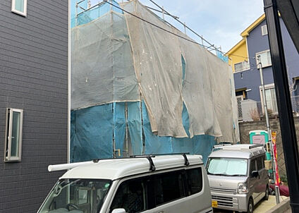 前面道路含む現地写真_3